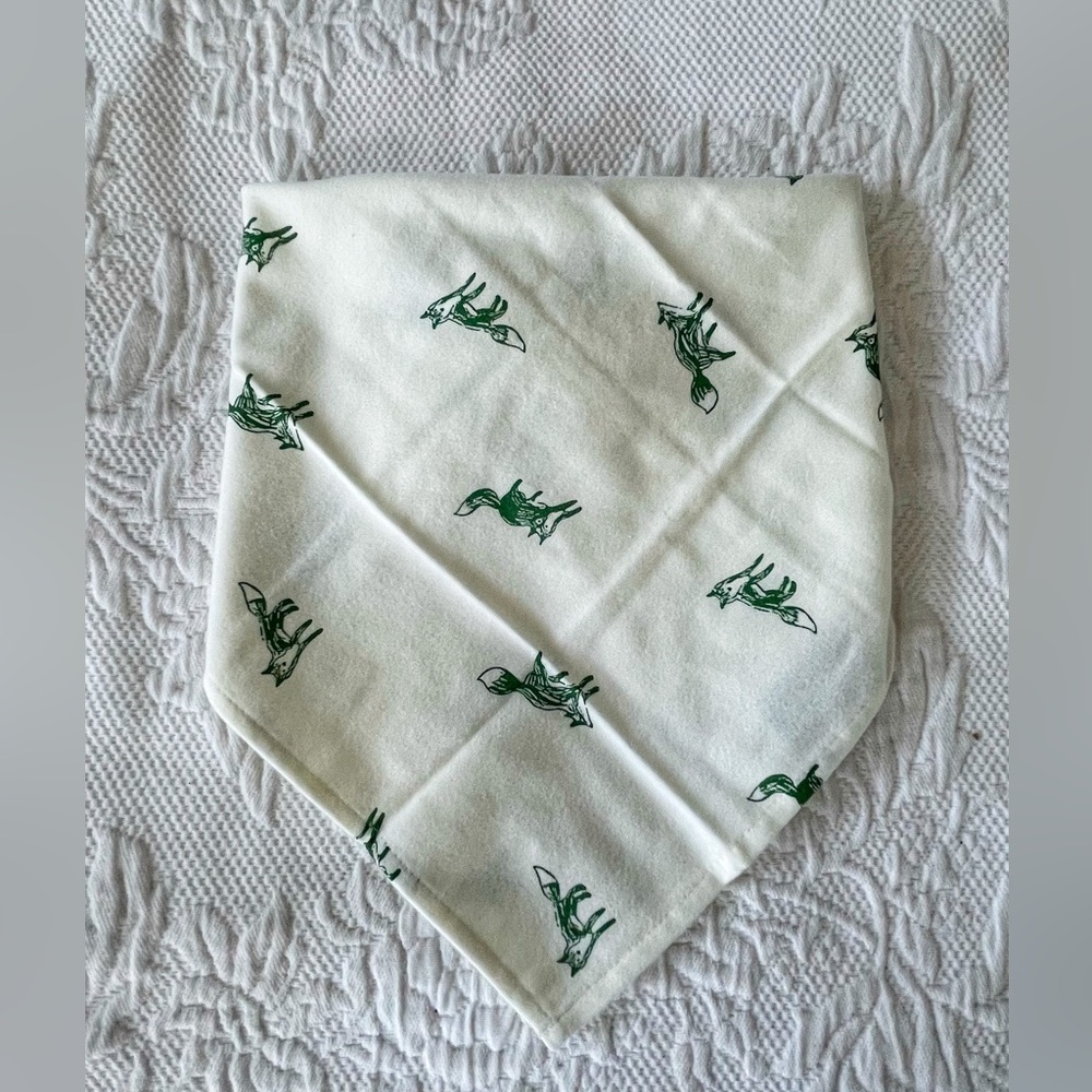 NWT Land’s End Medium Fox Dog Bandana Scarf